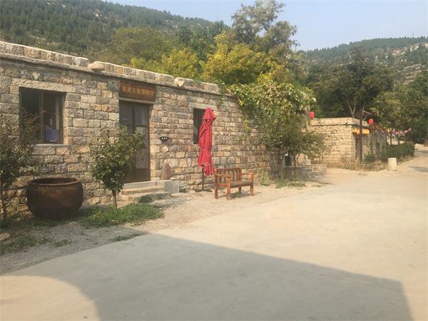 鄉(xiāng)村振興喚醒古石頭村:泰安圣井峪旅游度假村(圖6)